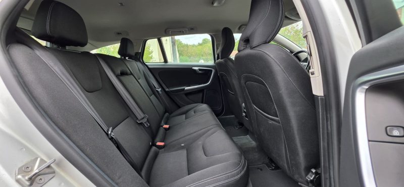 VOLVO V60 I 1.6 DIESEL KINETIC BOITE AUTO 2014