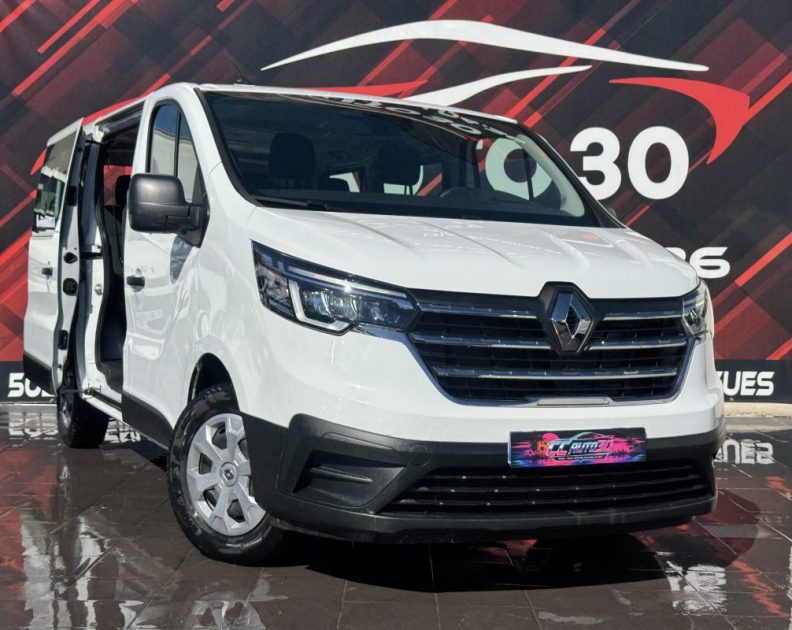 RENAULT TRAFIC III AUTOBUSAUTOCAR 2.0 DCI 150 2024 TTC