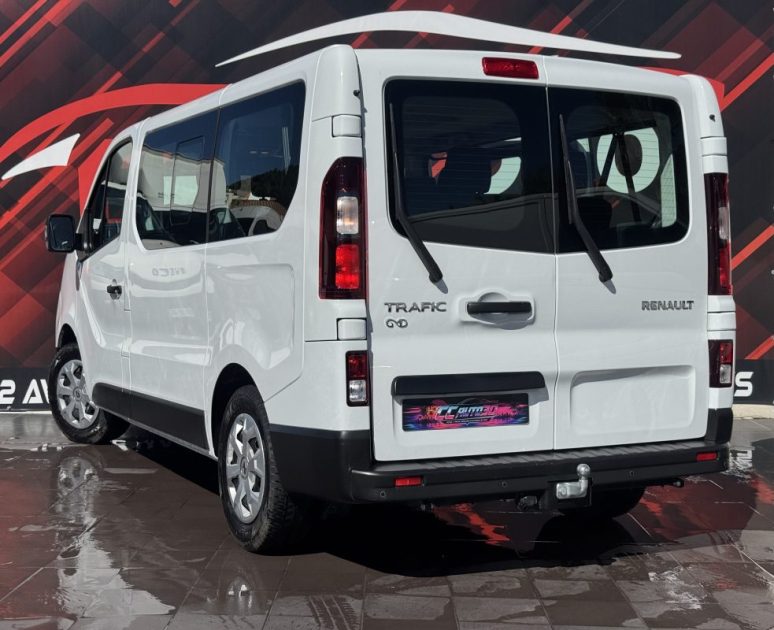 RENAULT TRAFIC III AUTOBUSAUTOCAR 2.0 DCI 150 2024 TTC