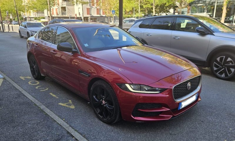 JAGUAR XE 2.0 D 180CV BVA R-DYNAMIC HSE 2019