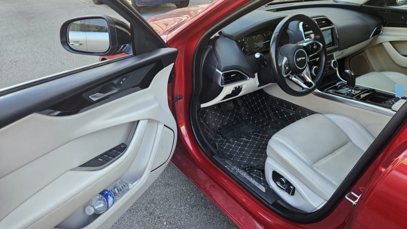 JAGUAR XE 2.0 D 180CV BVA R-DYNAMIC HSE 2019