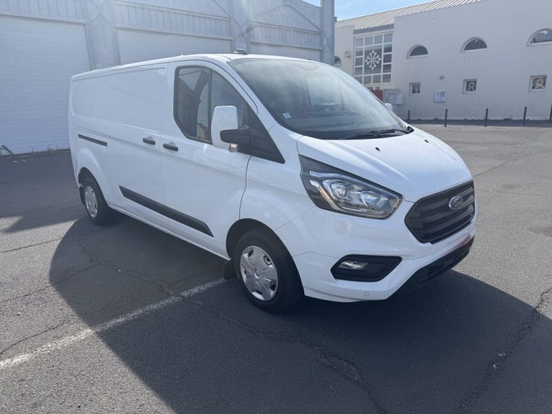 FORD TRANSIT CUSTOM L2H1 130CH LIMITED