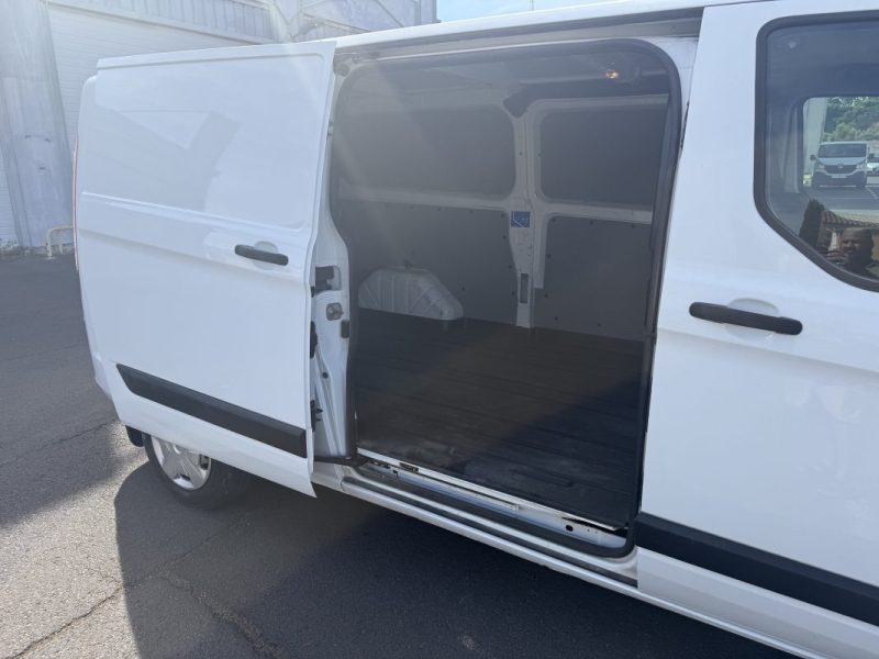 FORD TRANSIT CUSTOM L2H1 130CH LIMITED