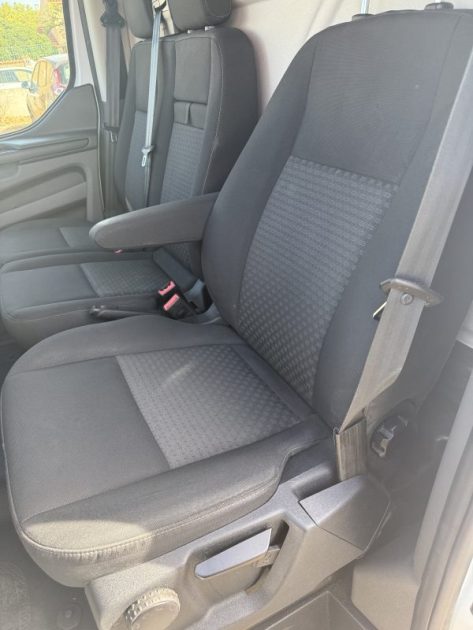 FORD TRANSIT CUSTOM L2H1 130CH LIMITED