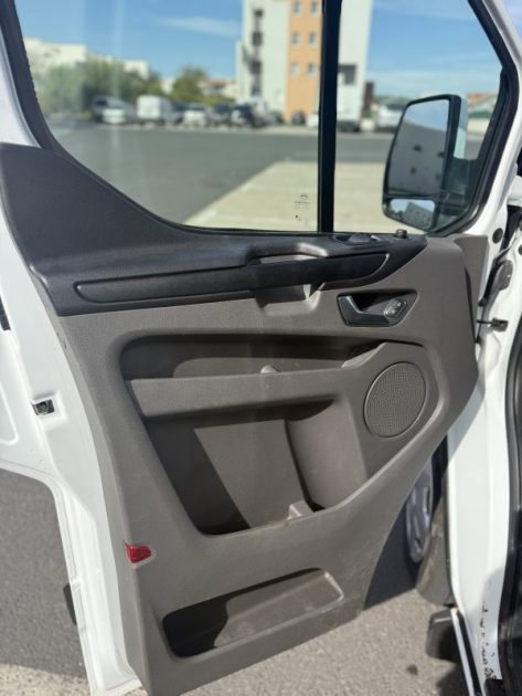 FORD TRANSIT CUSTOM L2H1 130CH LIMITED