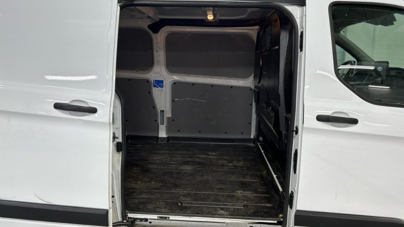 FORD TRANSIT CUSTOM L2H1 130CH LIMITED