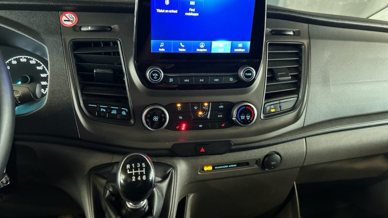 FORD TRANSIT CUSTOM L2H1 130CH LIMITED