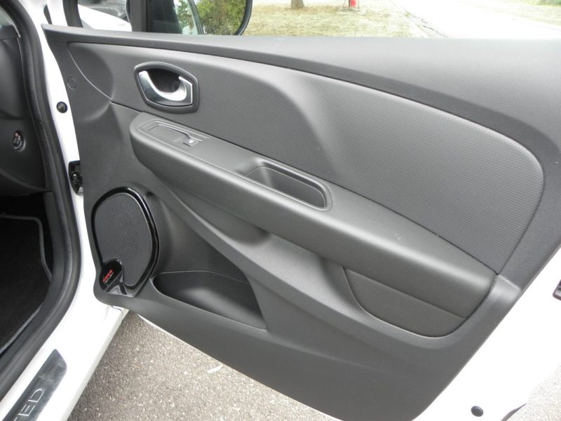 Renault  Clio IV 1.2 75CH Limited • 1 ère Main • Faible kilométrage