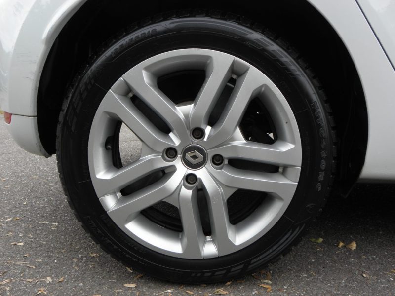 Renault  Clio IV 1.2 75CH Limited • 1 ère Main • Faible kilométrage