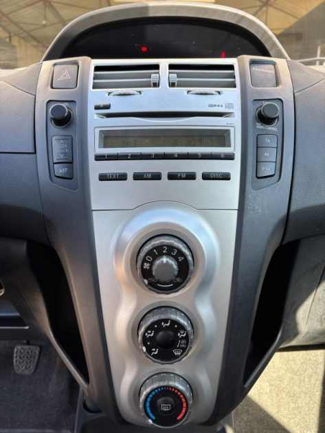 Toyota Yaris 1.0 70ch VVTI SORTIE DE REVISION 
