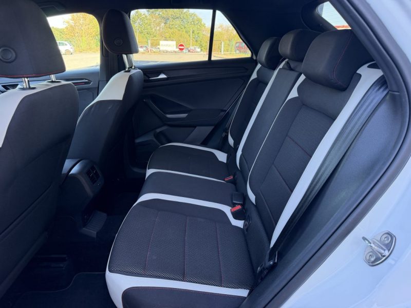 VOLKSWAGEN T-ROC R-LINE  Tdi 150