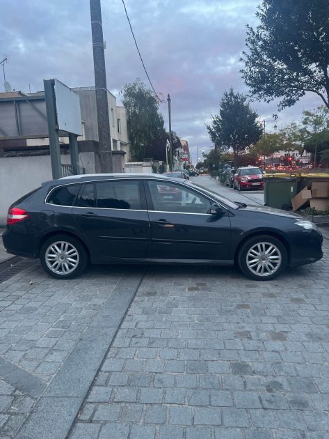 RENAULT LAGUNA III GRANDTOUR 2.0 DCI 2010