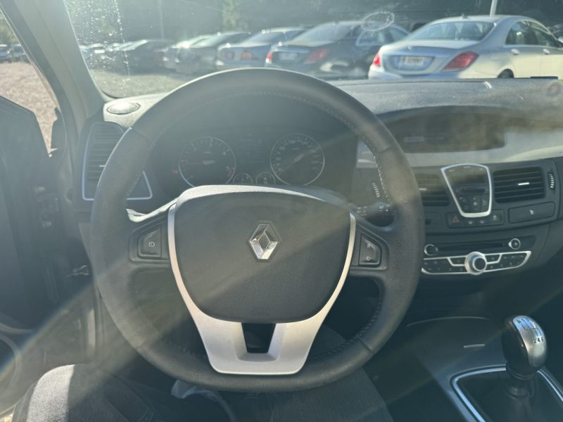 RENAULT LAGUNA III 1.5 DCI 110CV  2011
