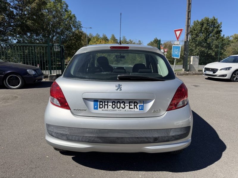 PEUGEOT 207 1.4 HDI 70 CH 2011