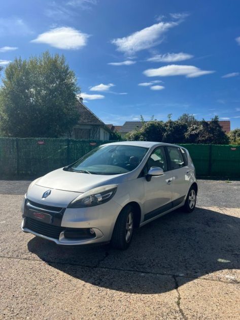 RENAULT Scenic  2012