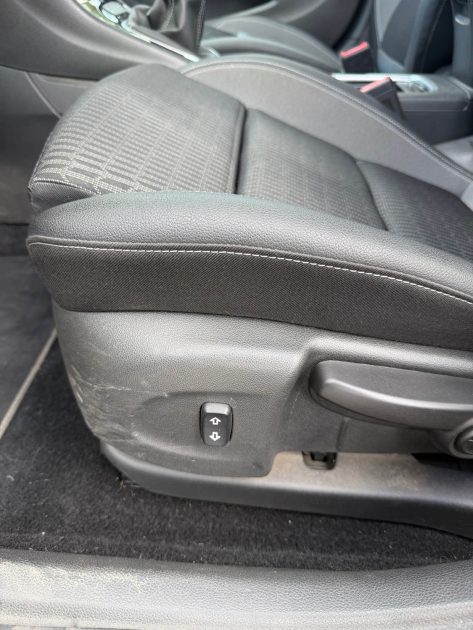 OPEL ASTRA 1.5 D 122 vente marchand