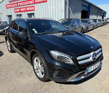 MERCEDES GLA 