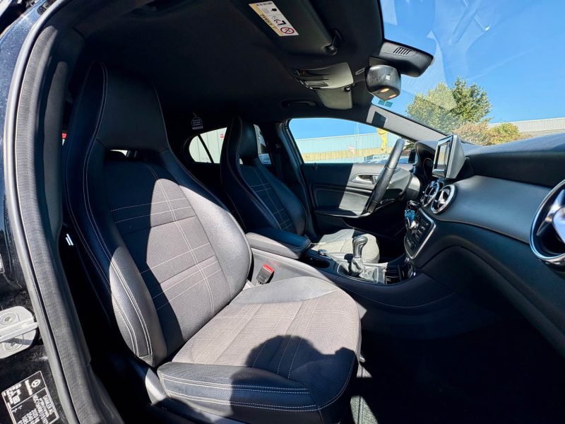 MERCEDES GLA 