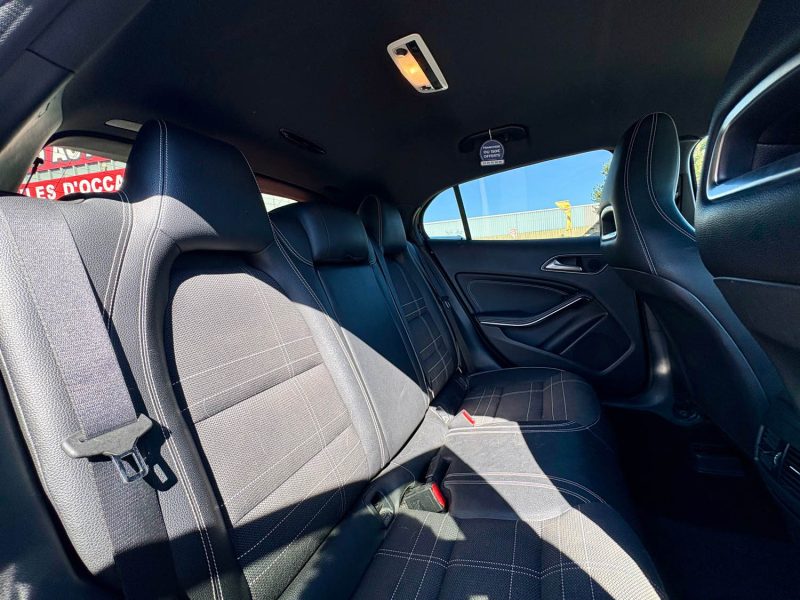 MERCEDES GLA 
