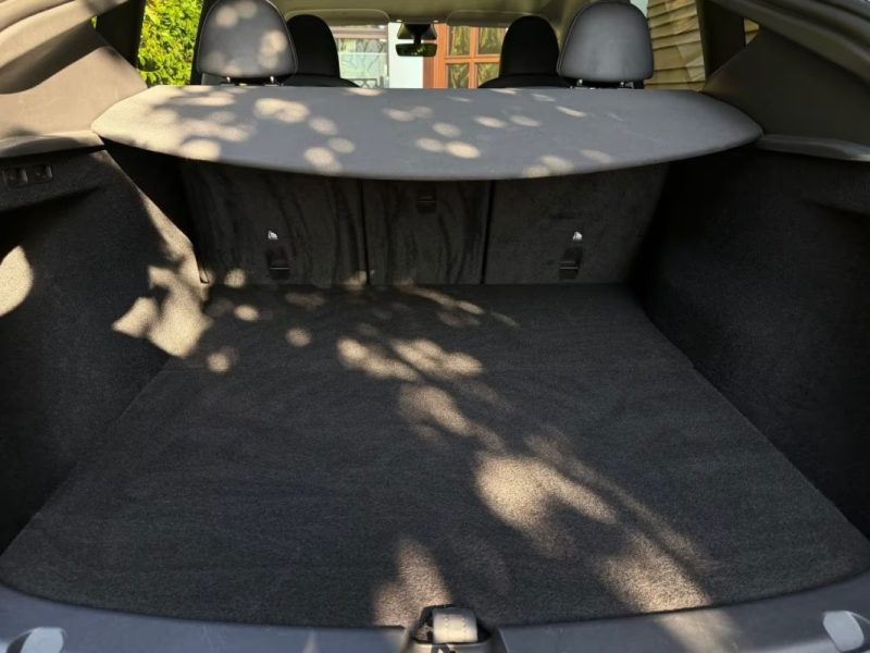 TESLA MODEL Y LONG RANGE DUAL MOTOR AWD 82KWH 352CH