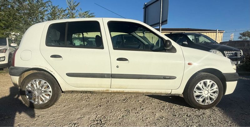 Renault Clio 2 1.4i 75 Ch  Garantie