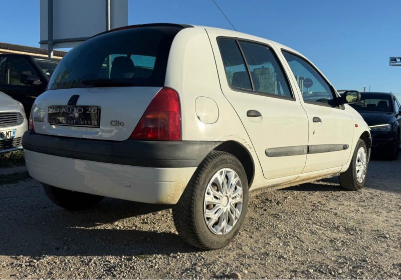 Renault Clio 2 1.4i 75 Ch  Garantie