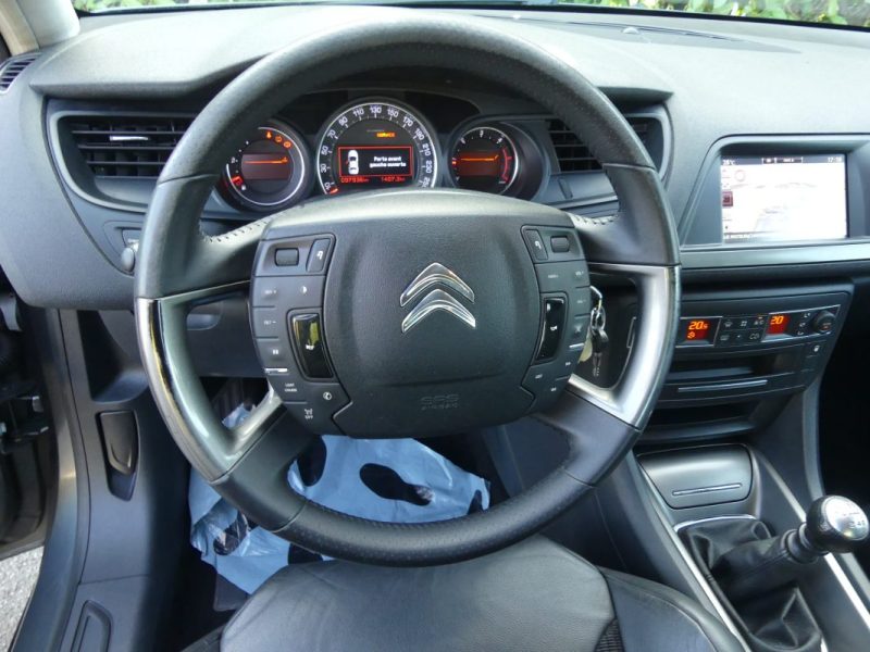 CITROËN C5 III (RD_) 2.0 BLUEHDI 150 MILLENIUM 2015