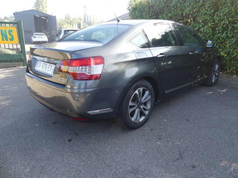 CITROËN C5 III (RD_) 2.0 BLUEHDI 150 MILLENIUM 2015