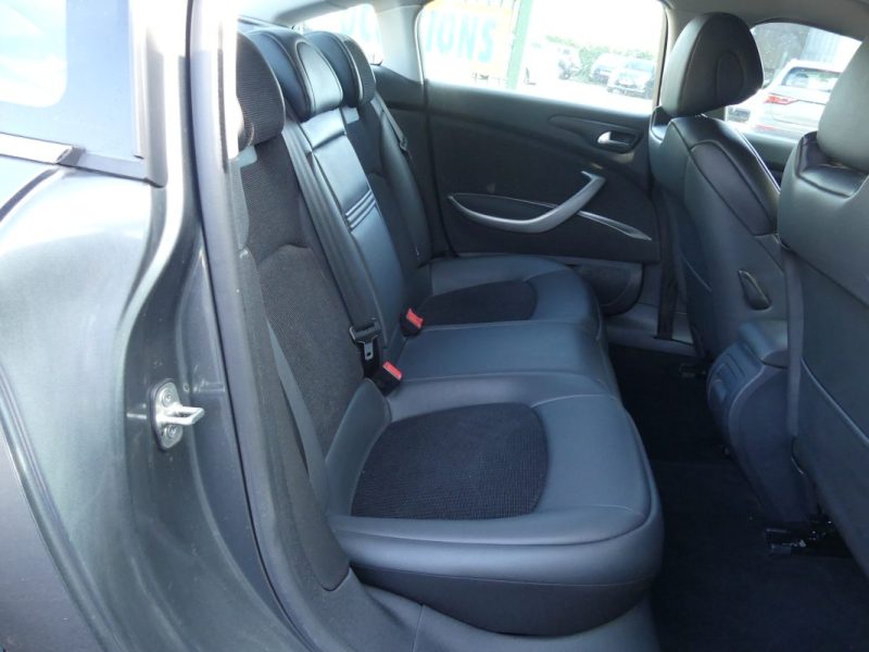 CITROËN C5 III (RD_) 2.0 BLUEHDI 150 MILLENIUM 2015