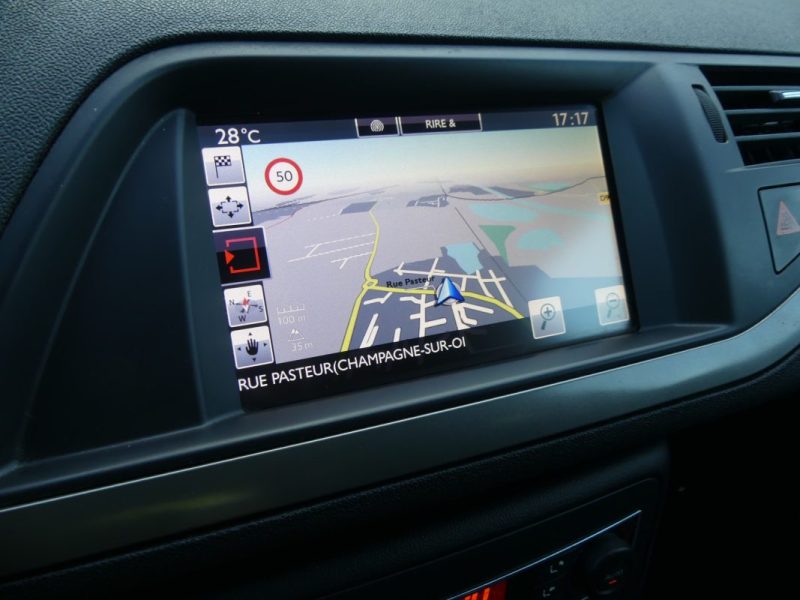 CITROËN C5 III (RD_) 2.0 BLUEHDI 150 MILLENIUM 2015