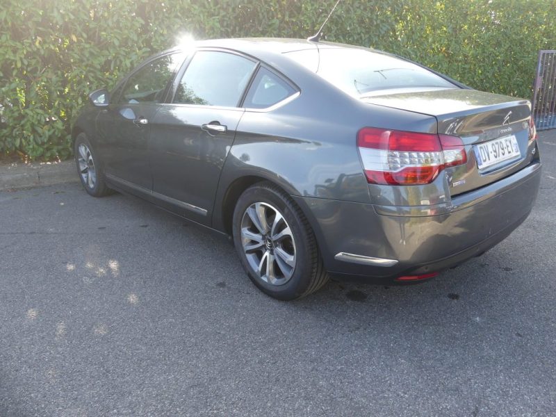 CITROËN C5 III (RD_) 2.0 BLUEHDI 150 MILLENIUM 2015