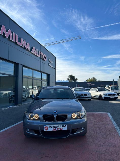 BMW SERIE 1 118D  2011 M sport kit chaîne neuf 