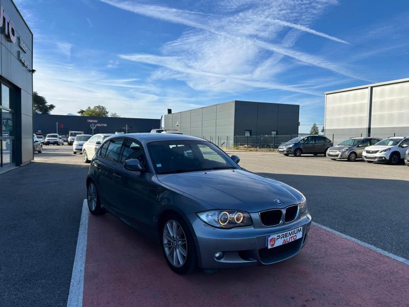 BMW SERIE 1 118D  2011 M sport kit chaîne neuf 