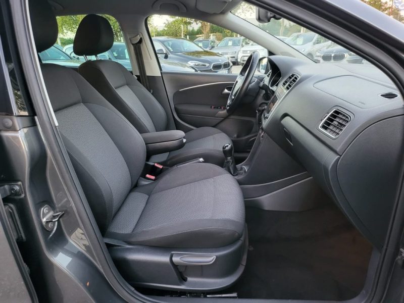 VOLKSWAGEN POLO 1.2 TSI 90 CONFORTLINE 2015