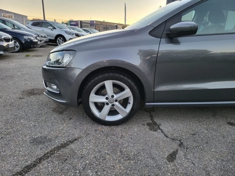 VOLKSWAGEN POLO 1.2 TSI 90 CONFORTLINE 2015
