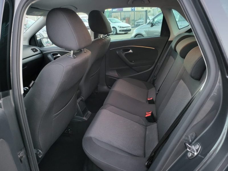 VOLKSWAGEN POLO 1.2 TSI 90 CONFORTLINE 2015