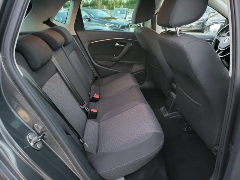 VOLKSWAGEN POLO 1.2 TSI 90 CONFORTLINE 2015