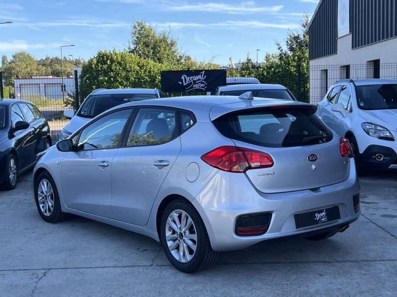 KIA CEE-D 1.6 CRDI 136CH 1.6 CRDI 136CH / GARANTIE 3/12 MOIS