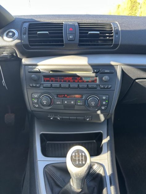 BMW SERIE 1 118I 130 CV Toit Ouvrant / Cuir / Paiement 4X ou 10X Possible