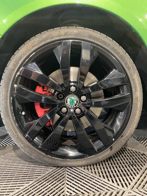 SKODA FABIA RS II 1.4 TSI 180CH