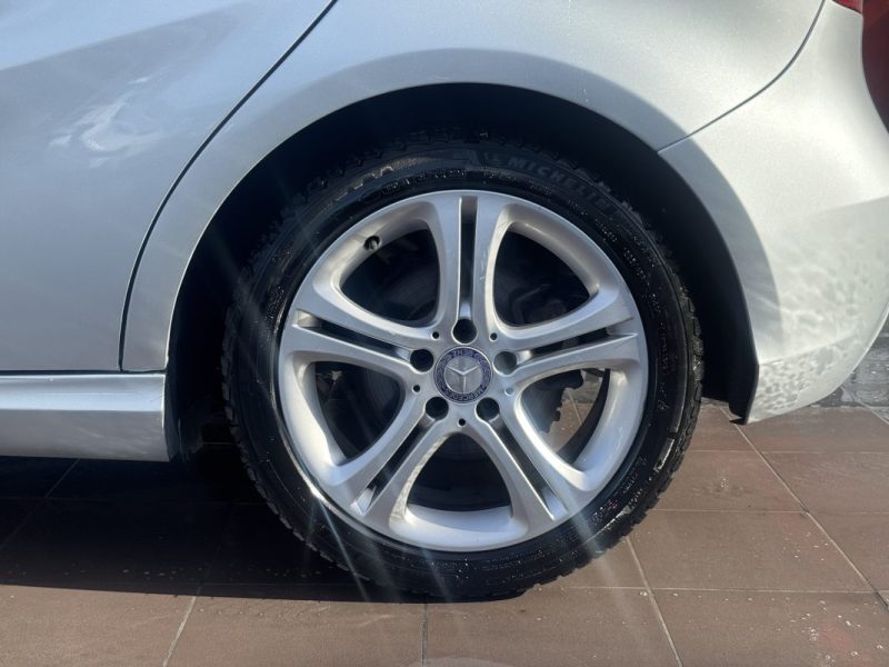 MERCEDES CLASSE A 200 D 2014