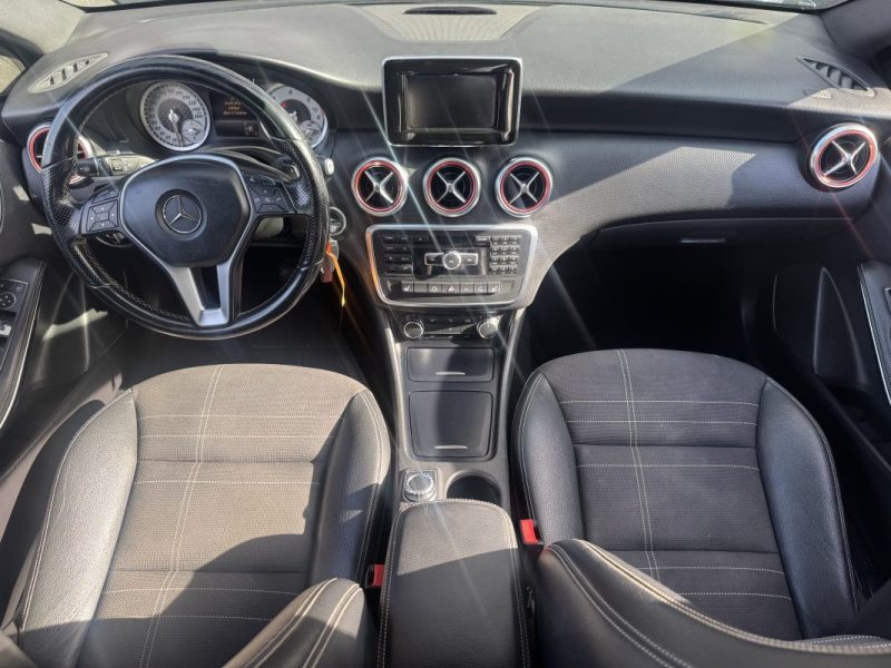 MERCEDES CLASSE A 200 D 2014