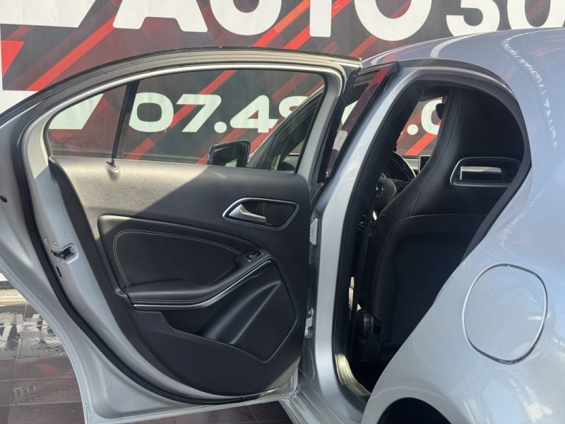 MERCEDES CLASSE A 200 D 2014
