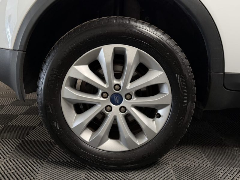 FORD KUGA (2) 2.0 TDCI 140ch  INDIVIDUAL POWERSHIFT 4X4 