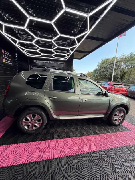 Dacia Duster Ambiance Essence 2015 – 46 000 km – Garantie 12 mois – Échange reprise possible
