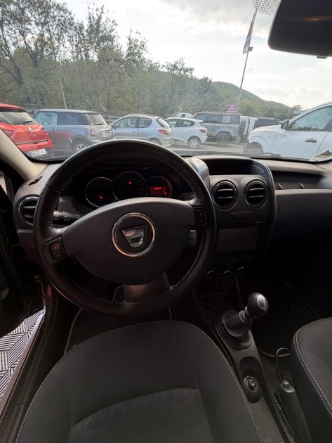 Dacia Duster Ambiance Essence 2015 – 46 000 km – Garantie 12 mois – Échange reprise possible
