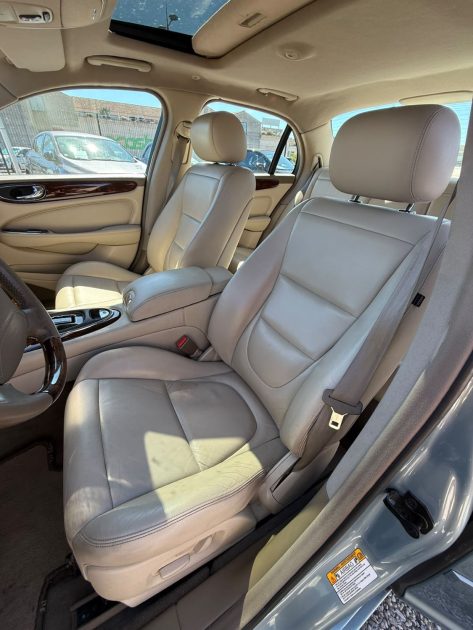 JAGUAR XJ6 3.0L i 238CV full options