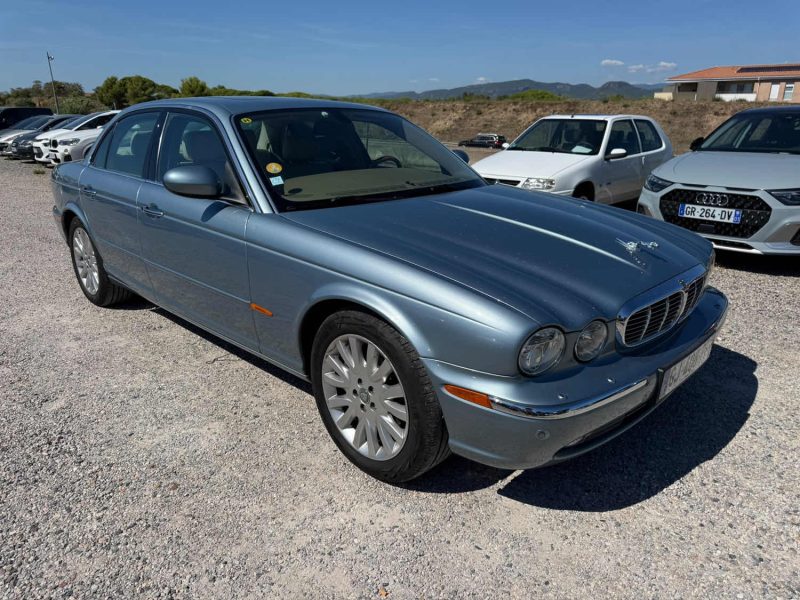 JAGUAR XJ6 3.0L i 238CV full options