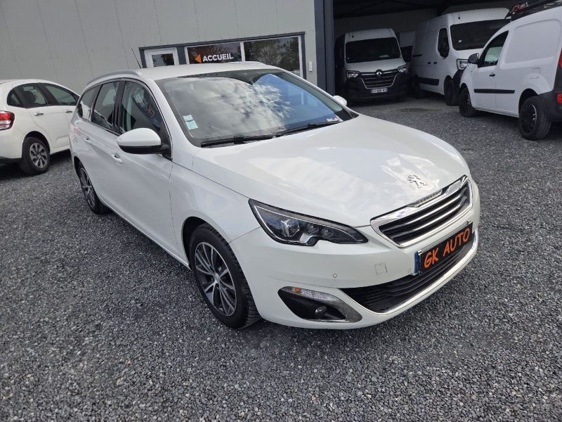 PEUGEOT 308 SW II 1.2 130cv 2015 MOTEUR NEUF 
