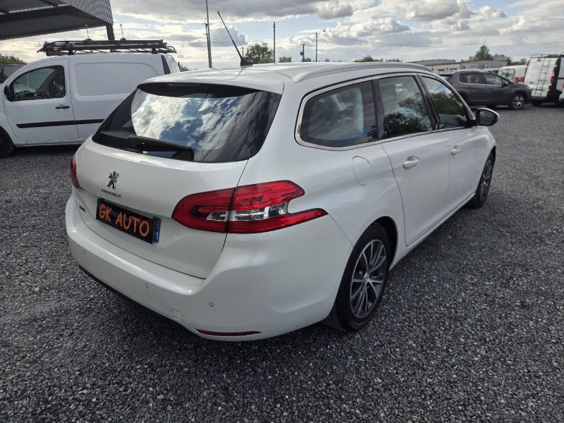 PEUGEOT 308 SW II 1.2 130cv 2015 MOTEUR NEUF 